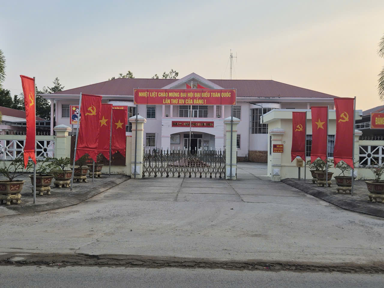 XÃ HÀM GIANG HƯỚNG VỀ ĐẠI HỘI ĐẢNG TOÀN QUỐC LẦN THỨ XIV