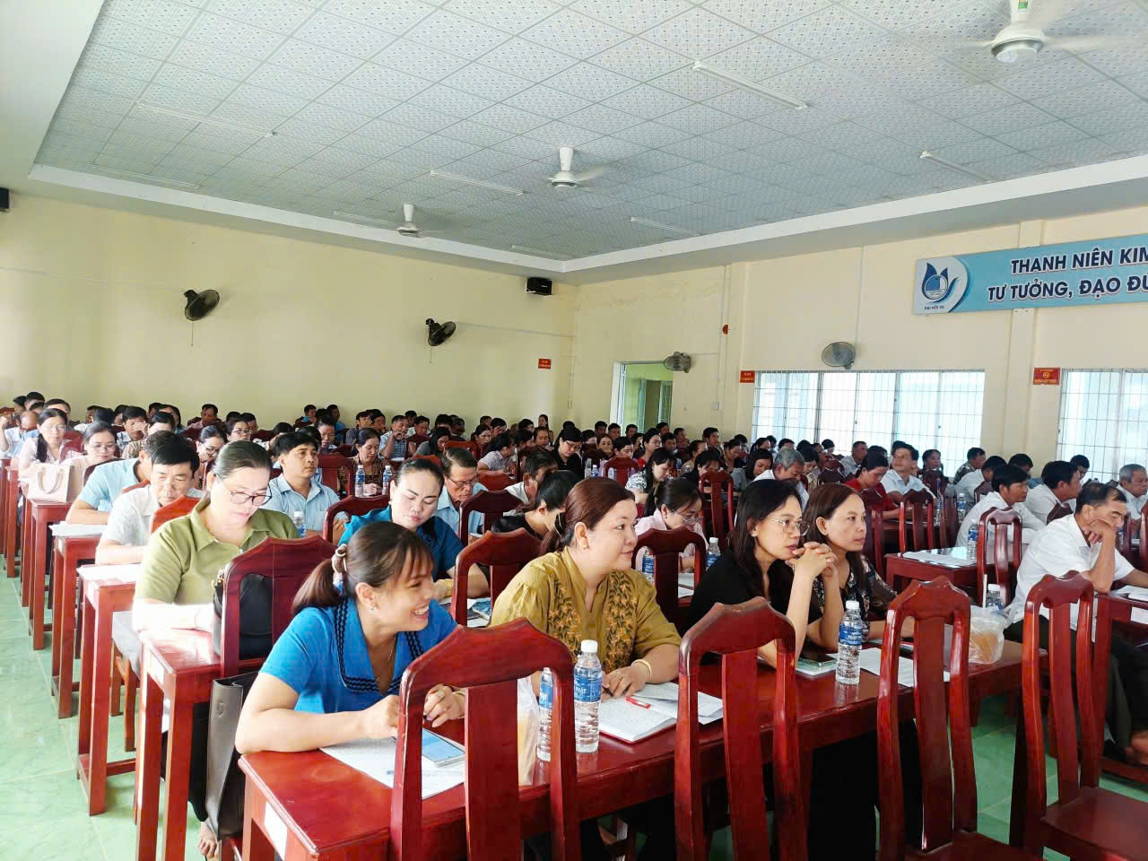 HỘI NGHỊ QUÁN TRIỆT, TRIỂN KHAI NGHỊ QUYẾT ĐẢNG BỘ TỈNH VĨNH LONG LẦN I, NHIỆM KỲ 2025 – 2030; NGHỊ QUYẾT ĐẢNG BỘ XÃ HÀM GIANG LẦN THỨ XIII, NHIỆM KỲ 2025 - 2030