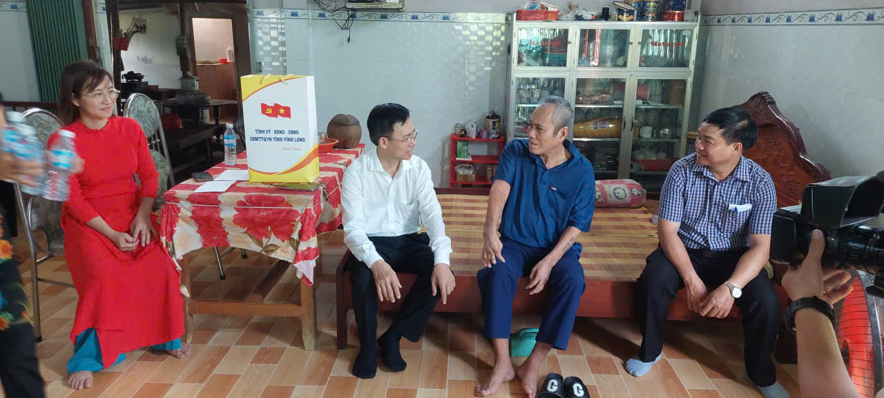 KỶ NIỆM 78 NĂM NGÀY THƯƠNG BINH - LIỆT SĨ (27/7/1947 -27/7/2025): UỐNG NƯỚC NHỚ NGUỒN, BIẾT ƠN NHỮNG NGƯỜI ĐÃ HI SINH VÌ TỔ QUỐC